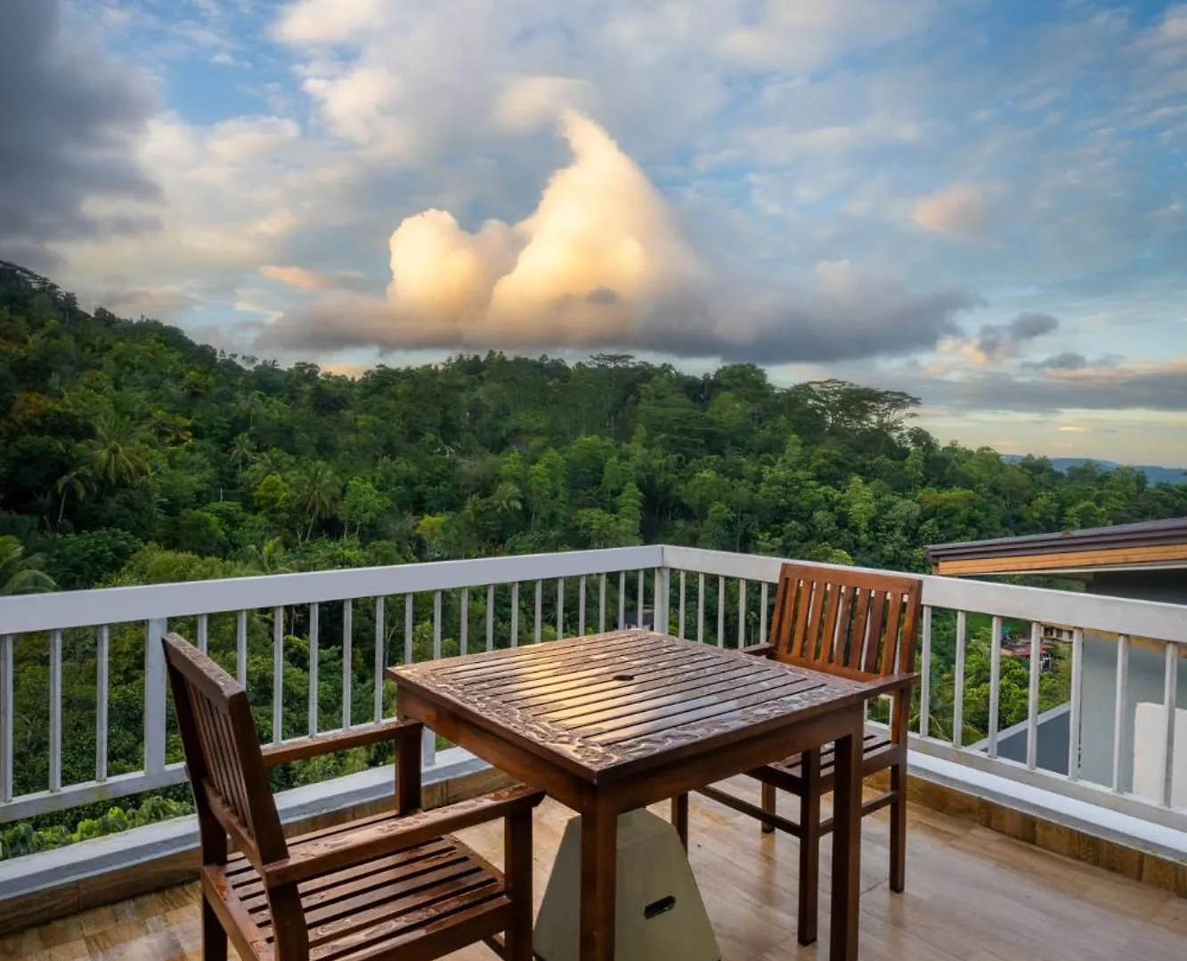 The Chocolate Factory House, Kandy- Exclusive Private Apartment